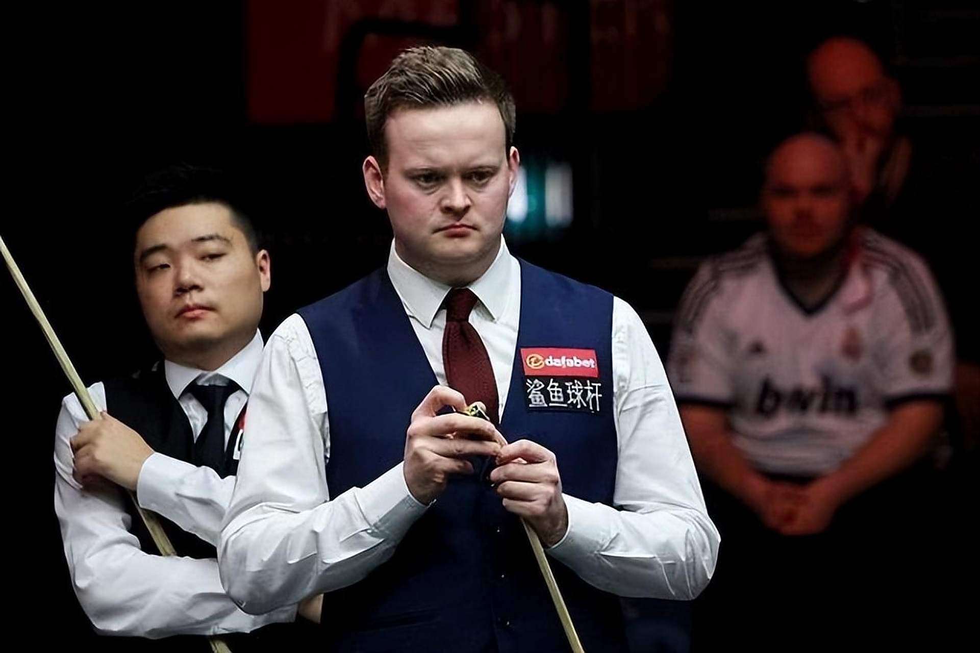 而他在比赛 而他在比赛