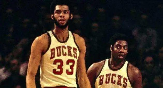 每场比赛中 每场比赛中