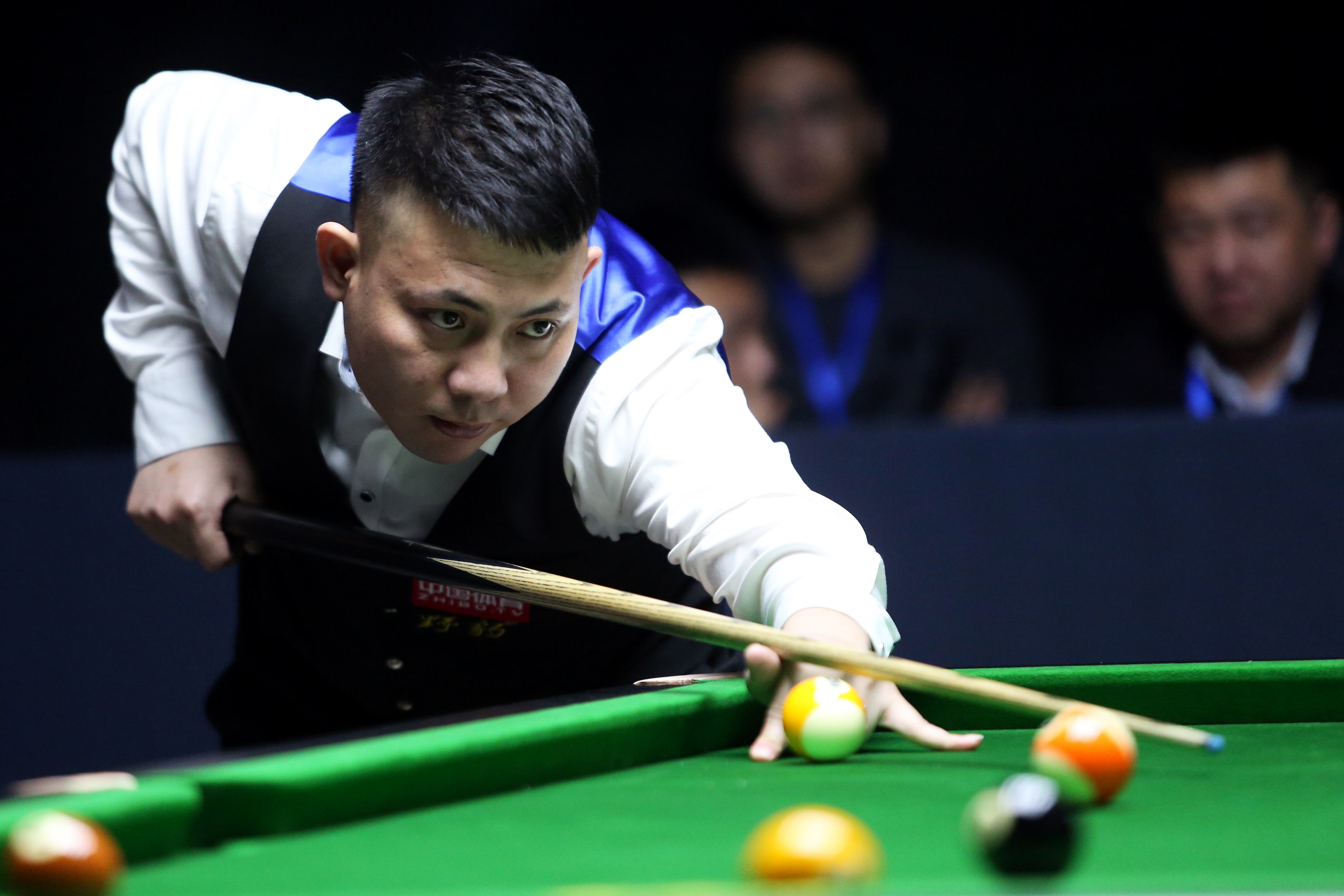 下被逆转出 下被逆转出