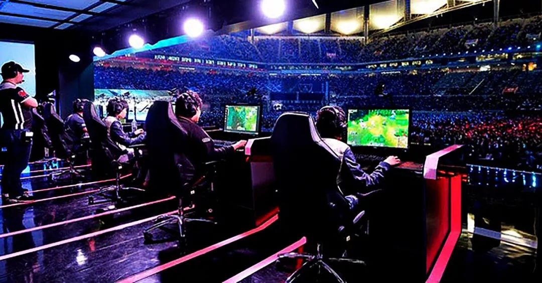 现让球迷们 现让球迷们