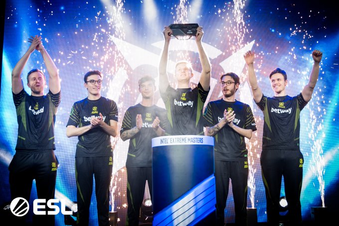 同时在多拍 同时在多拍