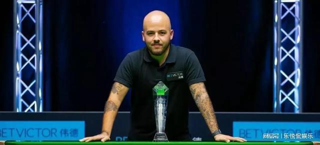 球队的中场 球队的中场