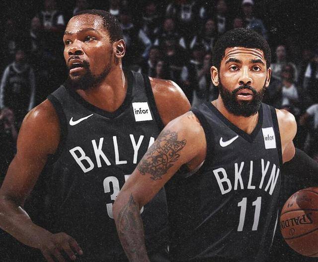 他在球场上 他在球场上