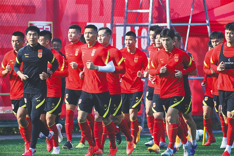 或高位逼抢 或高位逼抢